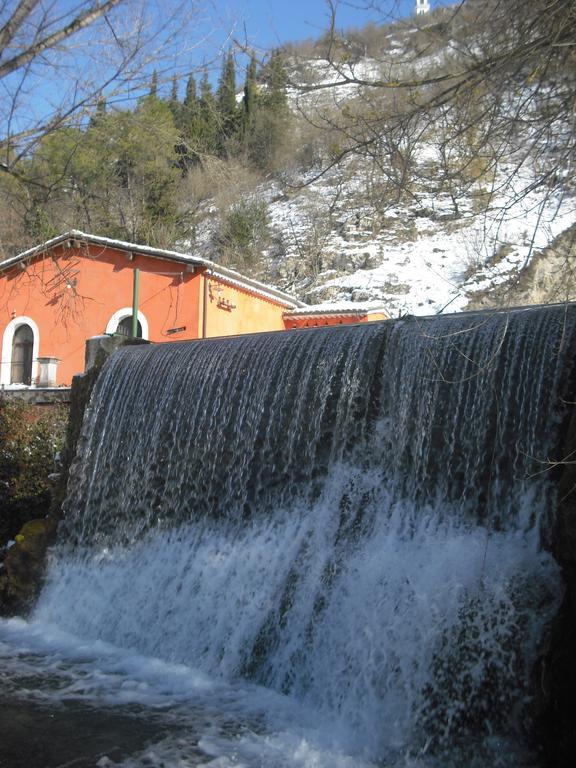 La Casa Sul Lago Posta Fibreno Zewnętrze zdjęcie