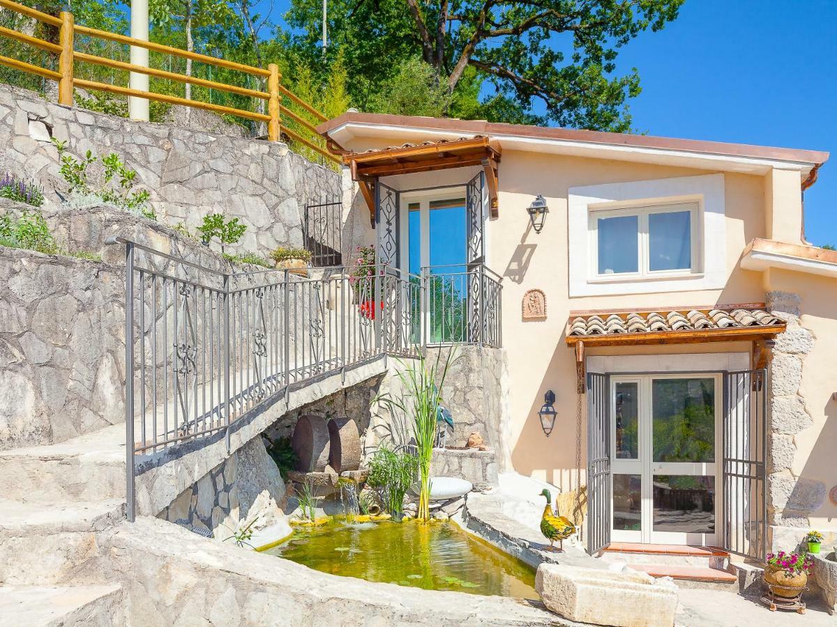 La Casa Sul Lago Posta Fibreno Zewnętrze zdjęcie